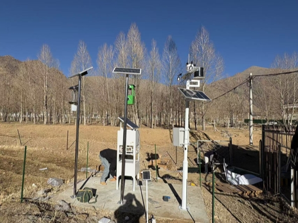 森林蟲(chóng)害監(jiān)測(cè)設(shè)備圖片4 森林蟲(chóng)害監(jiān)測(cè)設(shè)備圖片4